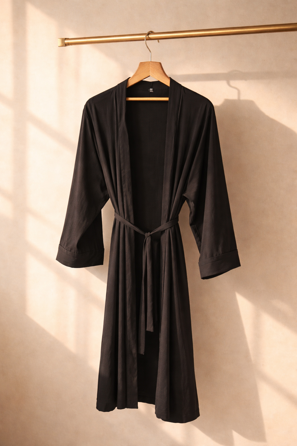 Kimono noir ceinturé